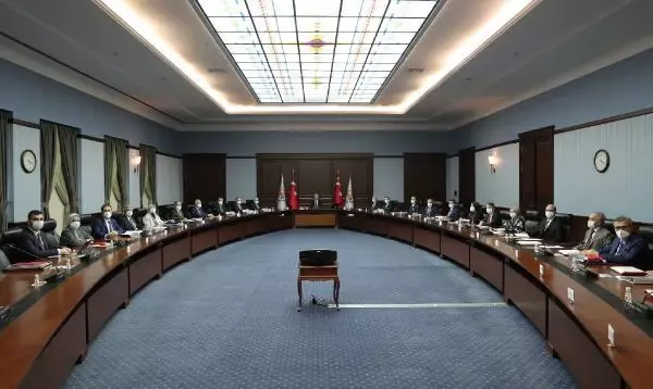 AK Parti Sözcüsü Çelik: 128 milyar konusunda en güzel cevabı kendi vekilleri verdi AK Parti Sözcüsü Çelik: 128 milyar konusunda en güzel cevabı kendi vekilleri verdi