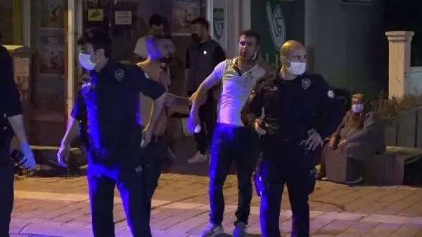 Antalya'da sokağa çıkma kısıtlamasındaki kavgada 4 kişi yaralandı; 24 bin TL ceza kesildi Antalya'da sokağa çıkma kısıtlamasındaki kavgada 4 kişi yaralandı; 24 bin TL ceza kesildi