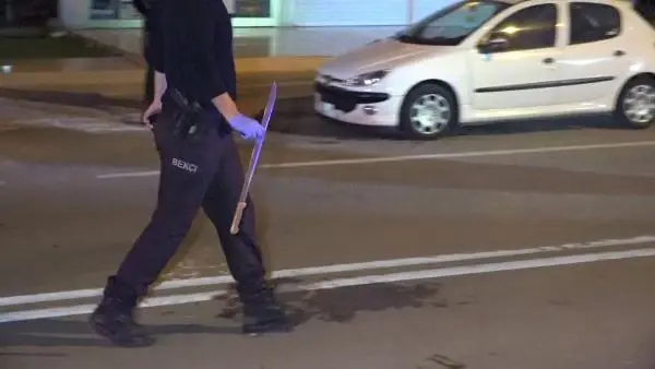 Antalya'da sokağa çıkma kısıtlamasındaki kavgada 4 kişi yaralandı; 24 bin TL ceza kesildi Antalya'da sokağa çıkma kısıtlamasındaki kavgada 4 kişi yaralandı; 24 bin TL ceza kesildi