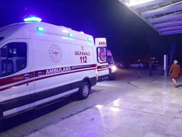 Bahçesini sulayan genç çiftçi, elektrik akımına kapılarak yaşamını yitirdi Bahçesini sulayan genç çiftçi, elektrik akımına kapılarak yaşamını yitirdi