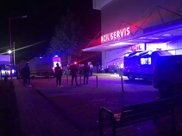 Bahçesini sulayan genç çiftçi, elektrik akımına kapılarak yaşamını yitirdi Bahçesini sulayan genç çiftçi, elektrik akımına kapılarak yaşamını yitirdi