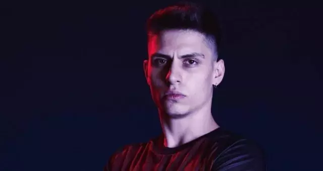 Berk Tepe (Rip) kimdir? CS:GO'da başarıları neler? Rip Twitch, YouTube Kanalı! Berk Tepe (Rip) kimdir? CS:GO'da başarıları neler? Rip Twitch, YouTube Kanalı!