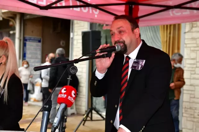 Koronavirüsten ölen Çiğli Belediye Başkan Yardımcısı, toprağa verildi