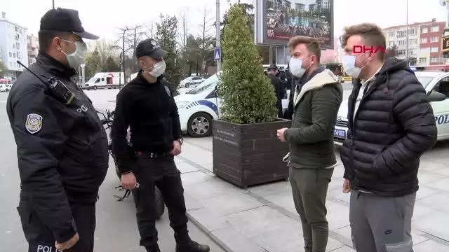 ÇORLU'DA POLİSTEN VATANDAŞLARA ANONSLU UYARI ÇORLU'DA POLİSTEN VATANDAŞLARA ANONSLU UYARI