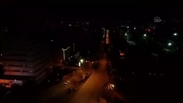 (DRONE) Kısıtlamada cadde ve sokaklar boş kaldı (DRONE) Kısıtlamada cadde ve sokaklar boş kaldı
