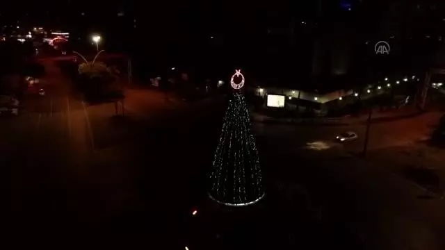 (DRONE) Kısıtlamada cadde ve sokaklar boş kaldı (DRONE) Kısıtlamada cadde ve sokaklar boş kaldı