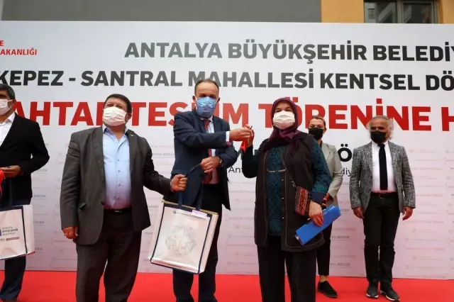 Kepez Santral'de 472 hak sahibi daha dairelerine kavuştu Kepez Santral'de 472 hak sahibi daha dairelerine kavuştu