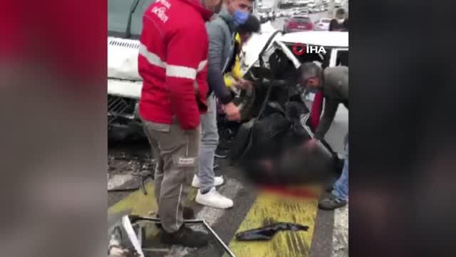 kocaeli de panelvan minibus ile otomobil carp 14076711 o