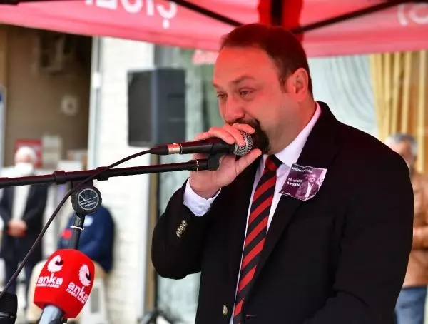 Koronavirüsten ölen Çiğli Belediye Başkan Yardımcısı, toprağa verildi