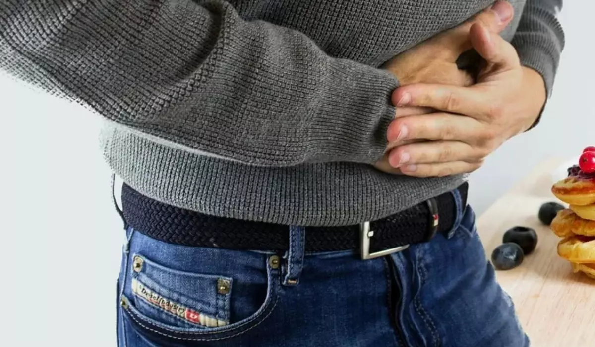 Mide bulantısı neden olur? Mide bulantısı nasıl geçer?