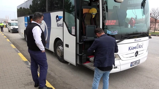 Otobüste korona virüs paniği: 'Riskli' şoför sefer sırasında yakalandı