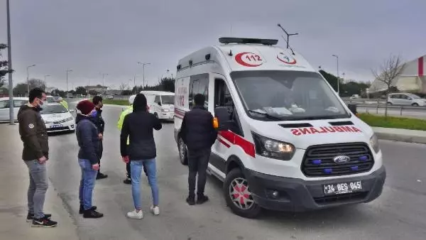 SİLİVRİ'DE PANELVAN ARAÇ İLE MOTOSİKLET ÇARPIŞTI SİLİVRİ'DE PANELVAN ARAÇ İLE MOTOSİKLET ÇARPIŞTI
