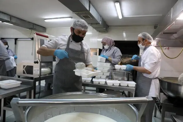 Sincan'da yemek yardımı Sincan'da yemek yardımı