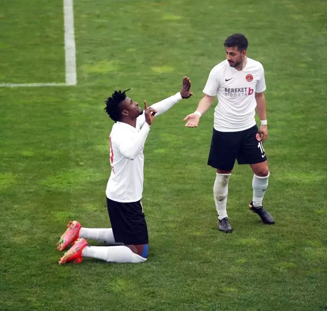 TFF 1. Lig: Ümraniyespor: 4 Ankaraspor: 3