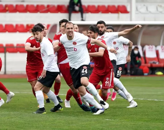 TFF 1. Lig: Ümraniyespor: 4 Ankaraspor: 3