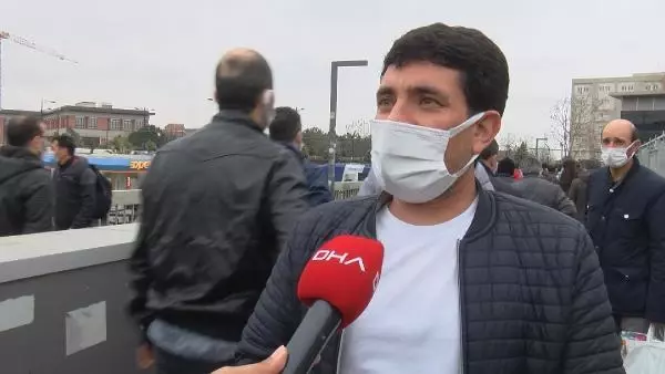TOPLU TAŞIMADA YOĞUNLUK İSYANI YANIMDAKİYLE ARAMDA 20 SANTİMETRE MESAFE VAR TOPLU TAŞIMADA YOĞUNLUK İSYANI YANIMDAKİYLE ARAMDA 20 SANTİMETRE MESAFE VAR