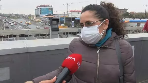 TOPLU TAŞIMADA YOĞUNLUK İSYANI YANIMDAKİYLE ARAMDA 20 SANTİMETRE MESAFE VAR TOPLU TAŞIMADA YOĞUNLUK İSYANI YANIMDAKİYLE ARAMDA 20 SANTİMETRE MESAFE VAR