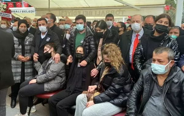 Torbalı Belediye Başkanı İsmail Uygur, son yolculuğuna uğurlandı Torbalı Belediye Başkanı İsmail Uygur, son yolculuğuna uğurlandı