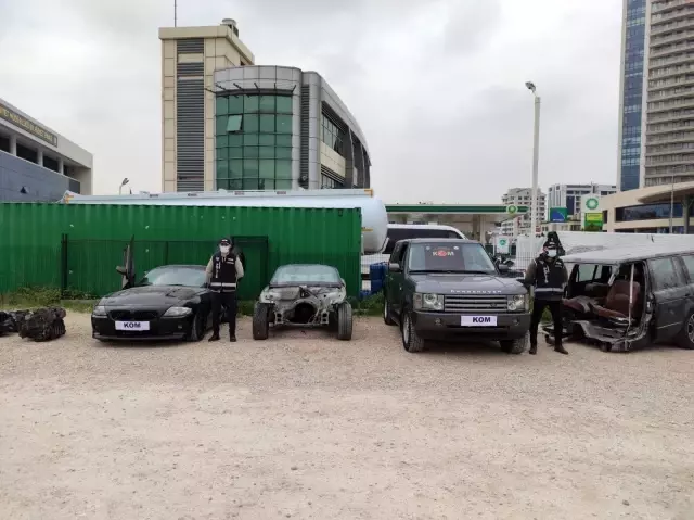 Piyasa değeri 3 milyon lira! Bursa'da yurt dışından kaçak getirilen araç parçaları ele geçirildi Piyasa değeri 3 milyon lira! Bursa'da yurt dışından kaçak getirilen araç parçaları ele geçirildi
