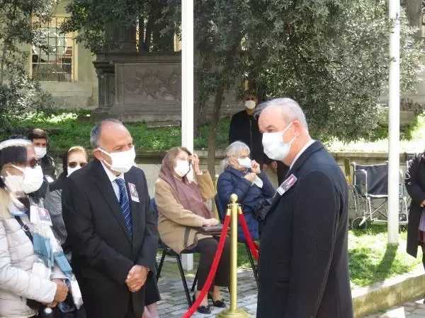 Eski Genelkurmay Başkanı Mustafa Necdet Üruğ, son yolculuğuna uğurlandı Eski Genelkurmay Başkanı Mustafa Necdet Üruğ, son yolculuğuna uğurlandı
