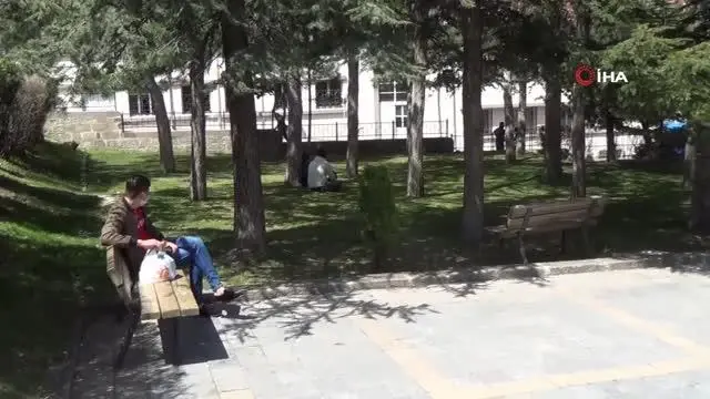 Afyonkarahisar'da vatandaşlar daha sert tedbirler alınmasını istiyor Afyonkarahisar'da vatandaşlar daha sert tedbirler alınmasını istiyor