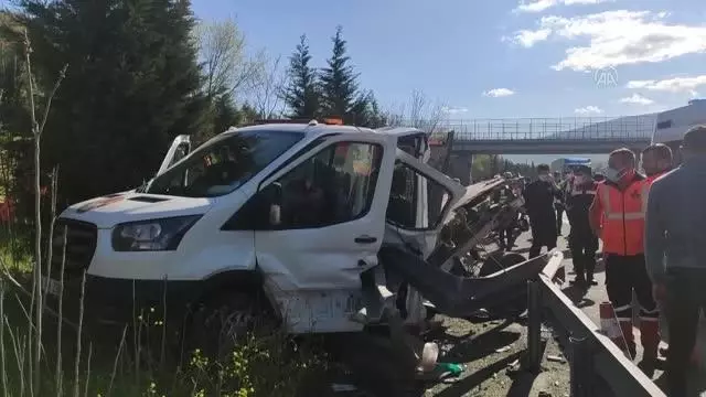 Son dakika haberleri! Anadolu Otoyolu'nda kaza yapan Karayolları kamyonetine tır çarptı: 1 ölü, 1 yaralı Son dakika haberleri! Anadolu Otoyolu'nda kaza yapan Karayolları kamyonetine tır çarptı: 1 ölü, 1 yaralı