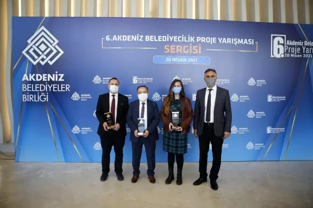 Antalya Büyükşehir Belediyesi'nin üç projesi ödül aldı Antalya Büyükşehir Belediyesi'nin üç projesi ödül aldı