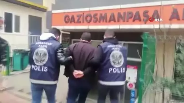 Arnavutköy'de satırlı kavgaya ilişkin 3 kişi gözaltına alındı Arnavutköy'de satırlı kavgaya ilişkin 3 kişi gözaltına alındı