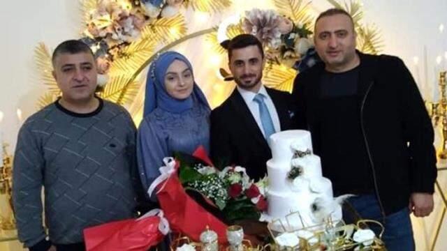 Attan düşen talihsiz jokey Samet Erkuş'un ailesinin yoğun bakım önünde acılı bekleyişi sürüyor Attan düşen talihsiz jokey Samet Erkuş'un ailesinin yoğun bakım önünde acılı bekleyişi sürüyor