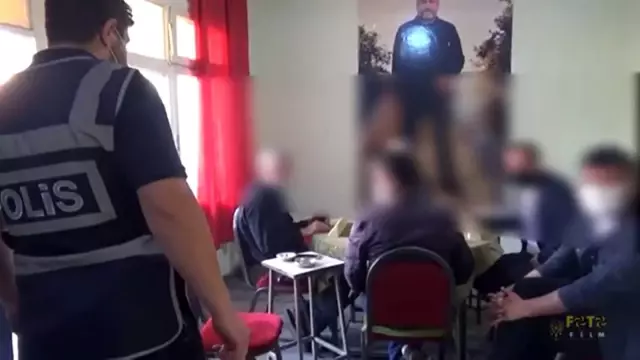 Batman'da kumarhaneye çevrilen ofise kumar operasyonu Batman'da kumarhaneye çevrilen ofise kumar operasyonu