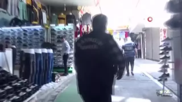 Batman'da kumarhaneye çevrilen ofise kumar operasyonu Batman'da kumarhaneye çevrilen ofise kumar operasyonu