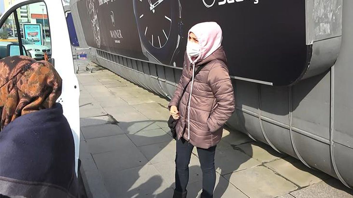 Hakkında işlem yapan polise isyan eden seyyar satıcı kadının cipi olduğu ortaya çıktı