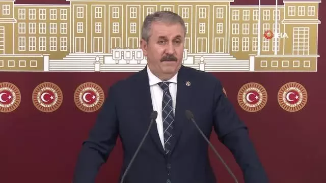 Destici'den yeni anayasa çağrısı Destici'den yeni anayasa çağrısı