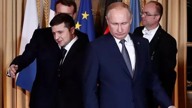 Karadeniz'deki gerginlikte yeni hamle! Ukrayna lideri Zelenskiy, Putin'e görüşme teklifi yaptı Karadeniz'deki gerginlikte yeni hamle! Ukrayna lideri Zelenskiy, Putin'e görüşme teklifi yaptı