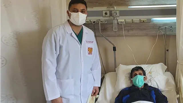 Karın bölgesindeki aort damarı bir futbol topu genişliğine erişti! Doktorlar bile gözlerine inanamadı Karın bölgesindeki aort damarı bir futbol topu genişliğine erişti! Doktorlar bile gözlerine inanamadı