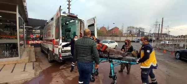 Son dakika... KOVİD-19 HASTASI OĞUL, KAZA YAPAN BABASININ YANINA GELDİ Son dakika... KOVİD-19 HASTASI OĞUL, KAZA YAPAN BABASININ YANINA GELDİ