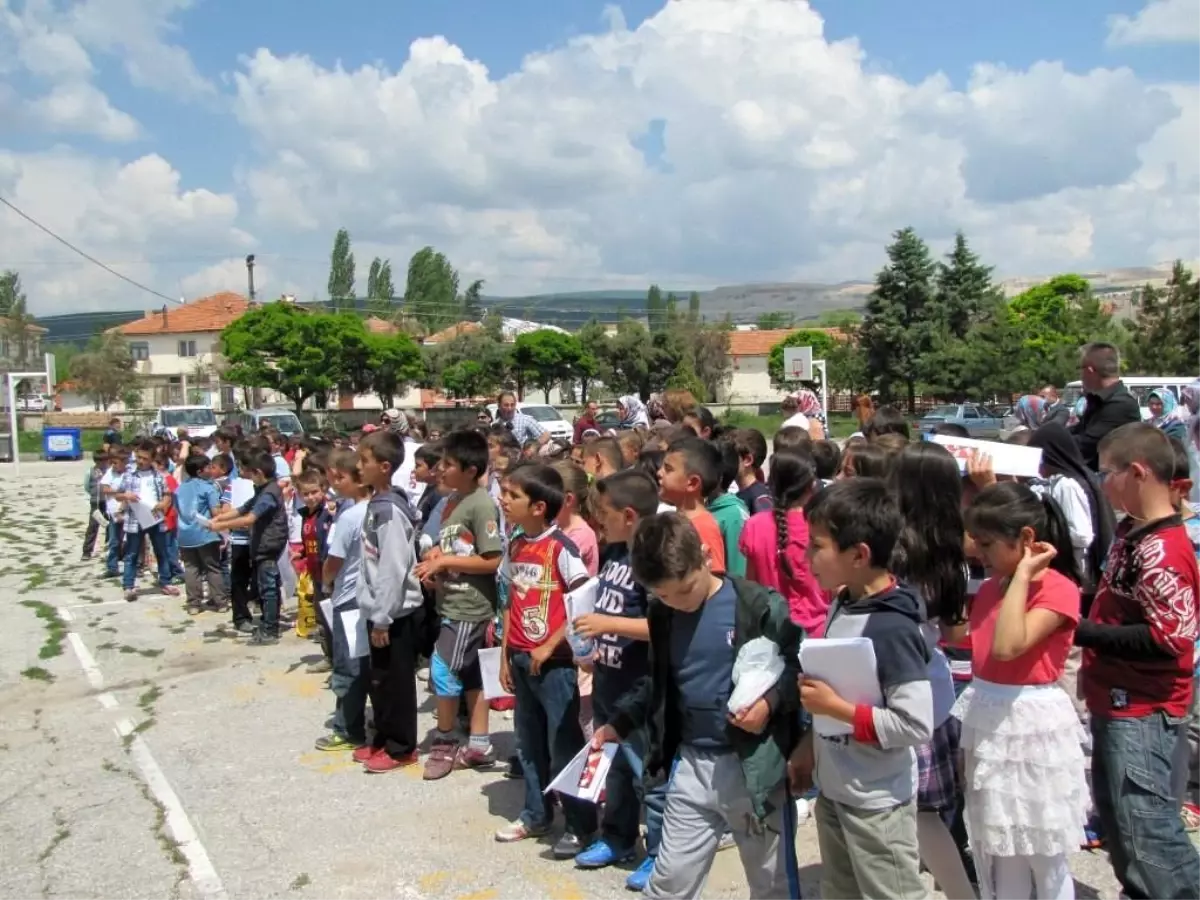 Kütahya'da 122 bin 43 çocuk nüfus bulunuyor