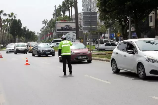 Samsun'da motorlu kara taşıtlarının sayısı 1 yılda 20 bin arttı Samsun'da motorlu kara taşıtlarının sayısı 1 yılda 20 bin arttı
