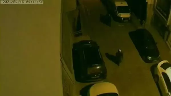 MOTOSİKLETİ ÇALINAN KURYENİN İSYANI MOTOSİKLETİ ÇALINAN KURYENİN İSYANI