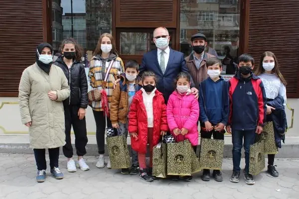 Sivas'ta, çölyak hastalarına glütensiz ramazan kolisi Sivas'ta, çölyak hastalarına glütensiz ramazan kolisi