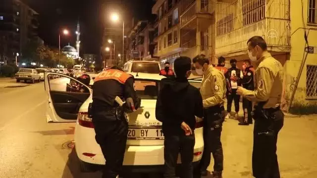 Sokağa çıkma kısıtlamasına uymayan 3 kişiye cezai işlem uygulandı Sokağa çıkma kısıtlamasına uymayan 3 kişiye cezai işlem uygulandı