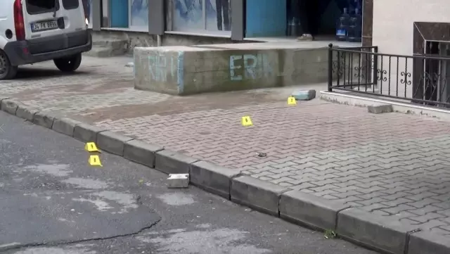 Sultangazi'de silahlı saldırı: 1 yaralı Sultangazi'de silahlı saldırı: 1 yaralı