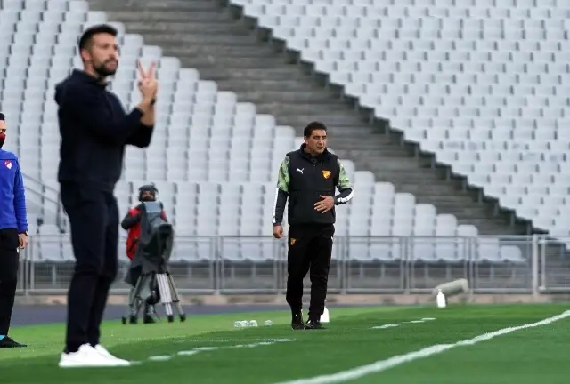 Süper Lig: Hes Kablo Kayserispor: 1 - Gençlerbirliği: 0 (İlk yarı) Süper Lig: Hes Kablo Kayserispor: 1 - Gençlerbirliği: 0 (İlk yarı)