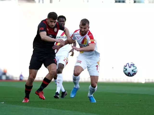 Süper Lig: Hes Kablo Kayserispor: 1 - Gençlerbirliği: 0 (İlk yarı) Süper Lig: Hes Kablo Kayserispor: 1 - Gençlerbirliği: 0 (İlk yarı)