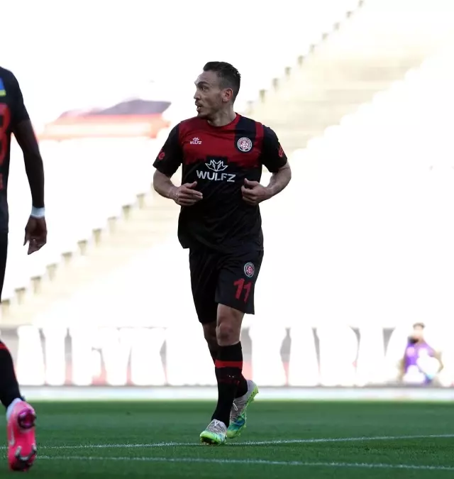 Süper Lig: Fatih Karagümrük: 1 Göztepe: 0 (İlk yarı) Süper Lig: Fatih Karagümrük: 1 Göztepe: 0 (İlk yarı)