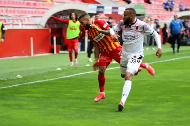 Süper Lig: Hes Kablo Kayserispor: 1 - Gençlerbirliği: 0 (İlk yarı) Süper Lig: Hes Kablo Kayserispor: 1 - Gençlerbirliği: 0 (İlk yarı)