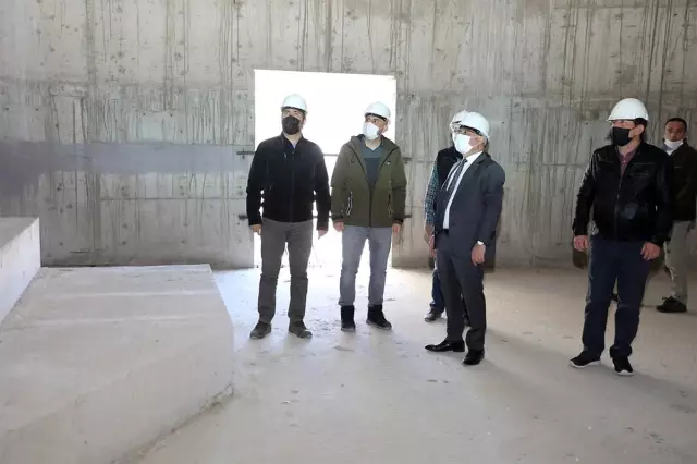 Vali Çiçek: 'Muhteşem eserlerimizi yeni müzemizde sergilemek için sabırsızlanıyoruz' Vali Çiçek: 'Muhteşem eserlerimizi yeni müzemizde sergilemek için sabırsızlanıyoruz'