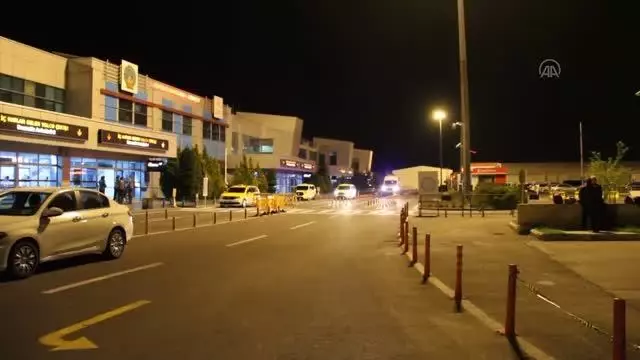Van'dan İstanbul'a giden uçak, bir yolcu rahatsızlanınca Kayseri'ye zorunlu iniş yaptı Van'dan İstanbul'a giden uçak, bir yolcu rahatsızlanınca Kayseri'ye zorunlu iniş yaptı