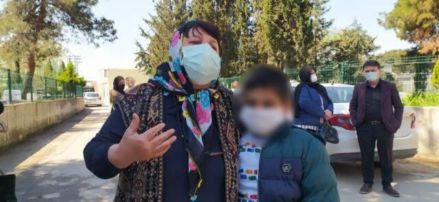 8 yaşındaki Halim'in en acı vedası...Annesinin cenaze namazını kıldı 8 yaşındaki Halim'in en acı vedası...Annesinin cenaze namazını kıldı