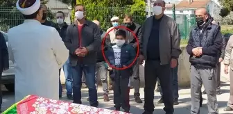 Rahime Yıldırım: Omuzlarındaki yük, boyundan büyük! 8 yaşındaki Halim'den anneye son veda Rahime Yıldırım: Omuzlarındaki yük, boyundan büyük! 8 yaşındaki Halim'den anneye son veda